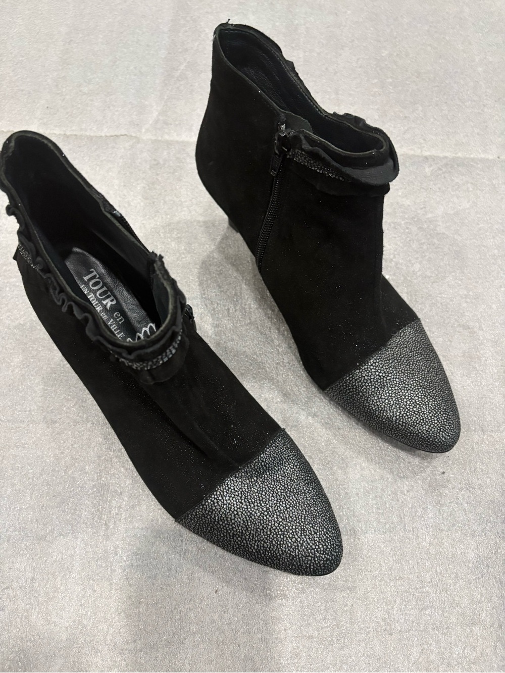 [EU43/US11.5-12]Tour En Ville Black Sparkle Leather Boots Textured Cap Toe Party